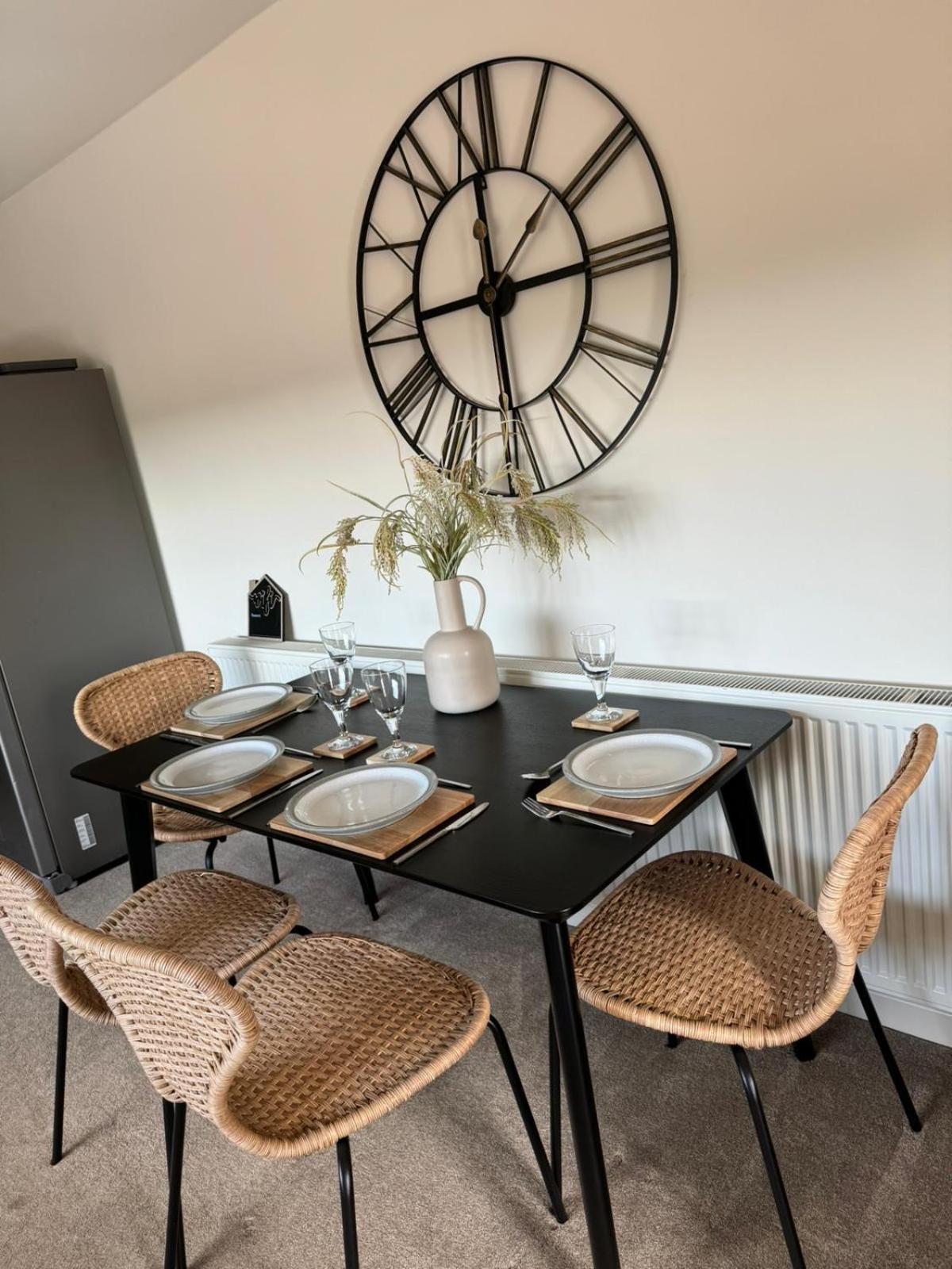 קיינשם Chew View Luxury Apartment מראה חיצוני תמונה